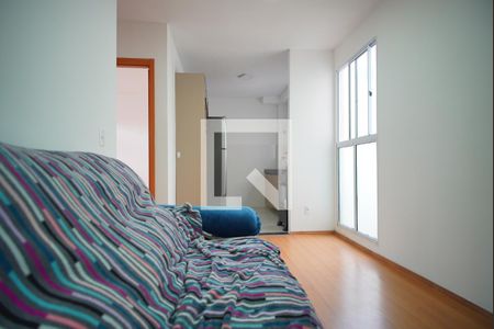 Sala de apartamento à venda com 2 quartos, 41m² em Rubem Berta, Porto Alegre