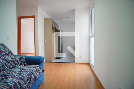 Sala de apartamento à venda com 2 quartos, 41m² em Rubem Berta, Porto Alegre