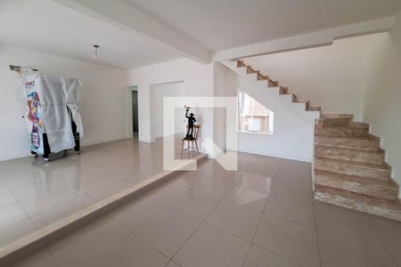 Sala 1 de casa à venda com 6 quartos, 421m² em Serra Grande, Niterói