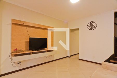 Sala de casa para alugar com 3 quartos, 226m² em Chora Menino, São Paulo