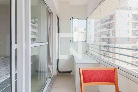 Varanda de kitnet/studio à venda com 1 quarto, 24m² em Butantã, São Paulo