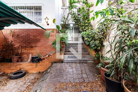 Casa à venda com 120m², 3 quartos e 2 vagas Casa à venda com 120m², 3 quartos e 2 vagasEntrada