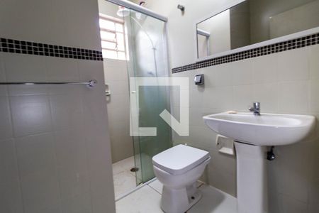 Casa à venda com 120m², 3 quartos e 2 vagas Casa à venda com 120m², 3 quartos e 2 vagasBanheiro