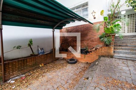 Casa à venda com 120m², 3 quartos e 2 vagas Casa à venda com 120m², 3 quartos e 2 vagasGaragem
