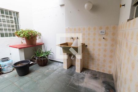 Casa à venda com 120m², 3 quartos e 2 vagas Casa à venda com 120m², 3 quartos e 2 vagasÁrea de Serviço