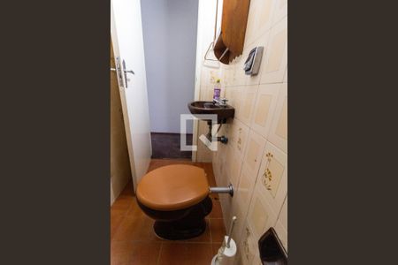 Casa à venda com 120m², 3 quartos e 2 vagas Casa à venda com 120m², 3 quartos e 2 vagasLavabo