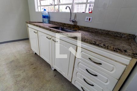 Casa à venda com 120m², 3 quartos e 2 vagas Casa à venda com 120m², 3 quartos e 2 vagasCozinha