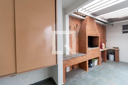 Casa à venda com 120m², 3 quartos e 2 vagas Casa à venda com 120m², 3 quartos e 2 vagasChurrasqueira