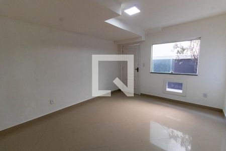 Sala/Quarto de casa para alugar com 1 quarto, 47m² em Itaipu, Niterói