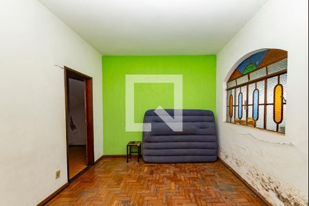 Sala 1 de casa para alugar com 3 quartos, 360m² em Inconfidência , Belo Horizonte