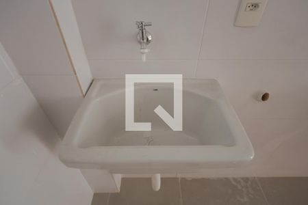 Apartamento para alugar com 45m², 2 quartos e sem vaga Apartamento para alugar com 45m², 2 quartos e sem vagaCozinha e Área de Serviço