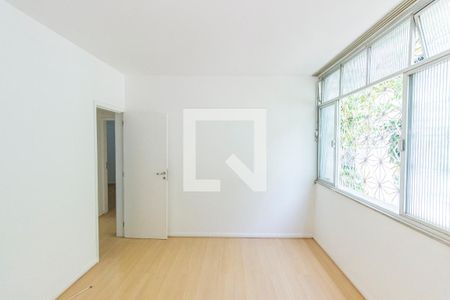 Sala de apartamento para alugar com 2 quartos, 58m² em Jardim Sulacap, Rio de Janeiro