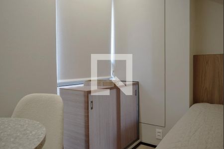 Armário de kitnet/studio para alugar com 1 quarto, 27m² em Sumarezinho, São Paulo