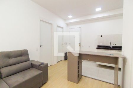 Sala de apartamento para alugar com 2 quartos, 42m² em Conjunto Residencial José Bonifácio, São Paulo