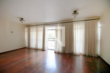 Sala de apartamento à venda com 3 quartos, 158m² em Funcionários, Belo Horizonte