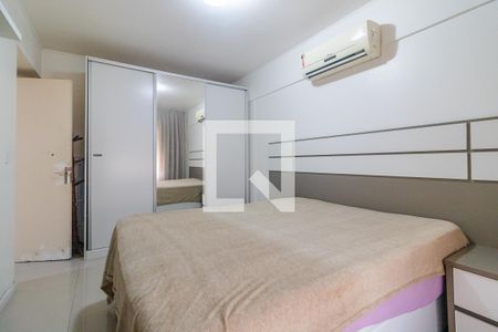 Quarto de apartamento à venda com 1 quarto, 42m² em Azenha, Porto Alegre