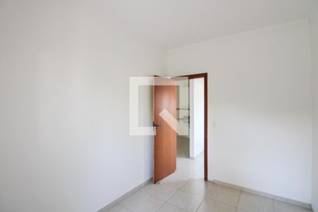 Quarto 1 de apartamento para alugar com 2 quartos, 45m² em Jaqueline, Belo Horizonte