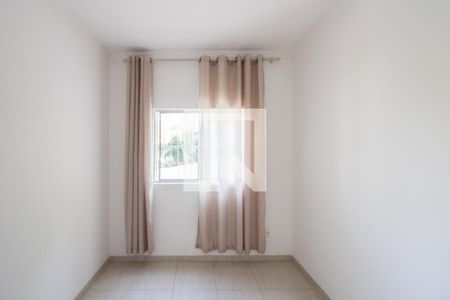 Quarto 1 de apartamento para alugar com 2 quartos, 45m² em Jaqueline, Belo Horizonte