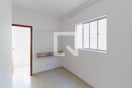 Sala  de apartamento para alugar com 2 quartos, 45m² em Jaqueline, Belo Horizonte