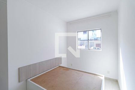 Quarto 2 de apartamento para alugar com 2 quartos, 45m² em Jaqueline, Belo Horizonte