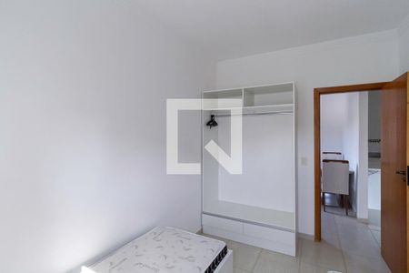 Quarto 1 de apartamento para alugar com 2 quartos, 45m² em Jaqueline, Belo Horizonte