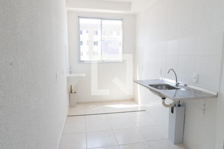 Cozinha de apartamento para alugar com 2 quartos, 47m² em Arvoredo Ii, Contagem