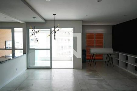 Apartamento à venda com 3 quartos, 157m² em Vila Anastácio, São Paulo