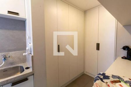 Apartamento à venda com 3 quartos, 157m² em Vila Anastácio, São Paulo