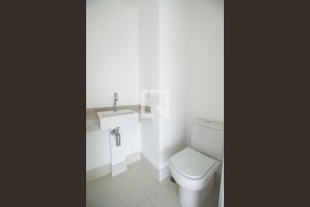 Lavabo de apartamento para alugar com 2 quartos, 75m² em Indianópolis, São Paulo