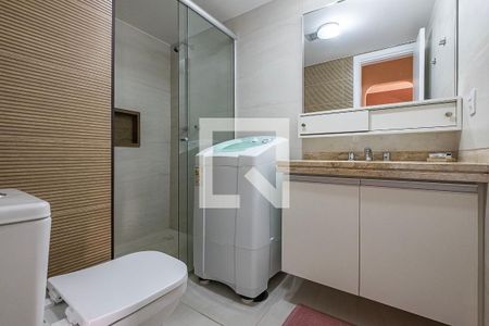 Banheiro de apartamento para alugar com 1 quarto, 45m² em Jardim Paulista, São Paulo