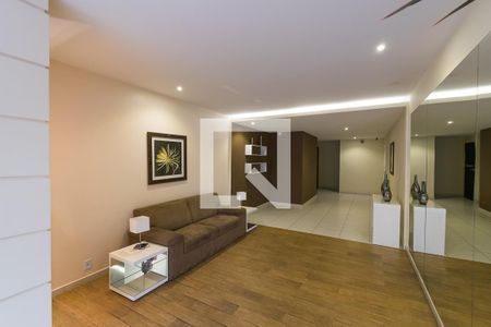 Apartamento à venda com 114m², 2 quartos e 2 vagas Apartamento à venda com 114m², 2 quartos e 2 vagasÁrea comum - Hall da entrada