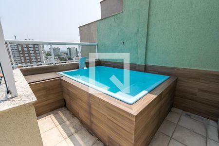 Apartamento à venda com 114m², 2 quartos e 2 vagas Apartamento à venda com 114m², 2 quartos e 2 vagasTerraço - Piscina