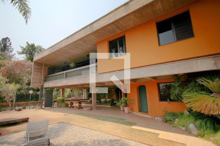 Fachada interna de casa à venda com 6 quartos, 600m² em Mangabeiras, Belo Horizonte