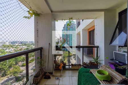 Varanda de apartamento para alugar com 3 quartos, 120m² em Barra da Tijuca, Rio de Janeiro