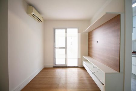 Sala de Estar e Jantar de apartamento para alugar com 2 quartos, 60m² em Pinheiros, São Paulo