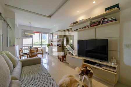 Sala de apartamento à venda com 3 quartos, 90m² em Barra da Tijuca, Rio de Janeiro