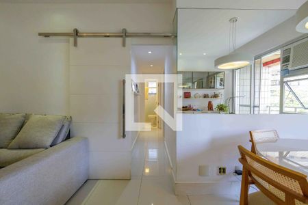 Sala de apartamento à venda com 3 quartos, 90m² em Barra da Tijuca, Rio de Janeiro