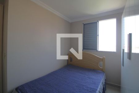 Quarto 2 de apartamento para alugar com 2 quartos, 50m² em Jardim Lallo, São Paulo