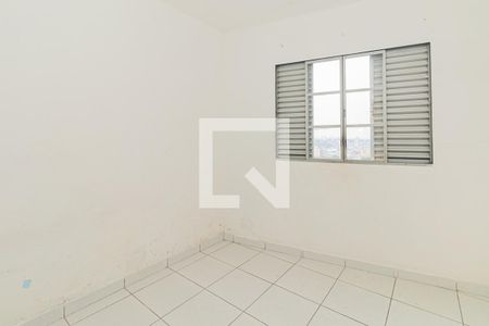 Quarto 2 de casa para alugar com 3 quartos, 80m² em Chácara São João, São Paulo