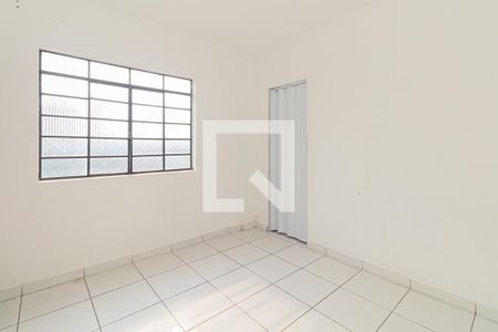 Quarto de casa para alugar com 3 quartos, 80m² em Chácara São João, São Paulo