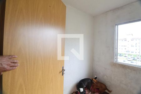 Quarto 2 de apartamento à venda com 2 quartos, 44m² em Guajuviras, Canoas