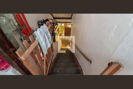 Casa à venda com 200m², 4 quartos e 2 vagas Casa à venda com 200m², 4 quartos e 2 vagasÁrea de serviço