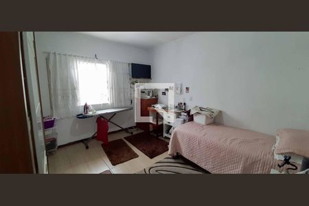 Suíte de casa para alugar com 4 quartos, 200m² em Umuarama, Osasco