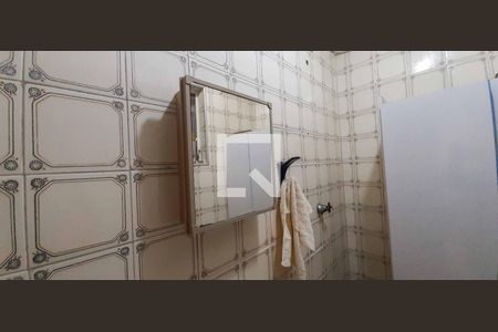 Casa à venda com 200m², 4 quartos e 2 vagas Casa à venda com 200m², 4 quartos e 2 vagasBanheiro