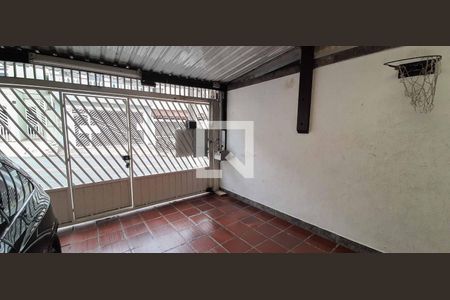 Casa à venda com 200m², 4 quartos e 2 vagas Casa à venda com 200m², 4 quartos e 2 vagasGaragem