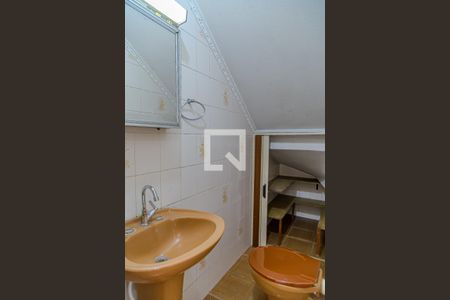 Lavabo de casa para alugar com 2 quartos, 120m² em Jardim Oriental, São Paulo