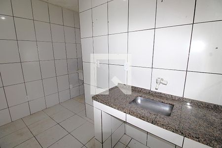 Cozinha de kitnet/studio para alugar com 1 quarto, 22m² em Oswaldo Cruz, Rio de Janeiro