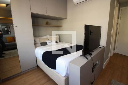 Sala/Quarto de kitnet/studio à venda com 1 quarto, 24m² em Farroupilha, Porto Alegre