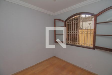 Quarto 1 de casa para alugar com 3 quartos, 100m² em Jardim Santa Terezinha (zona Leste), São Paulo