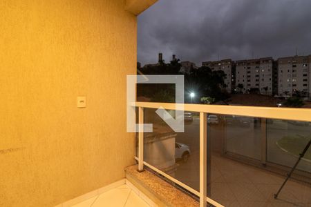 Sacada de apartamento para alugar com 2 quartos, 61m² em Jardim Santa Izabel, Cotia